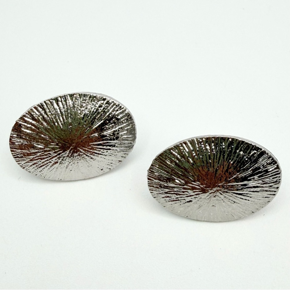 Vintage Style Silver Tone Oval Stud Earrings | Textured Statement